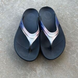OOFOS OOlala Post Exercise Active Sport Recovery Sandal Women’s Sz 9